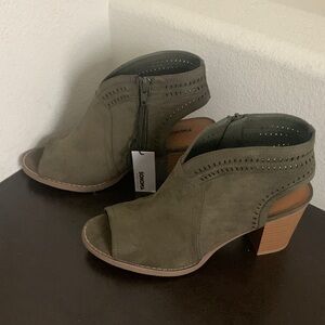 Sonoma Olive Green Peep-Toe Heeled Boots